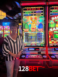 A Ascensão dos Esportes Eletrônicos: Um Novo Paradigma no Entretenimento